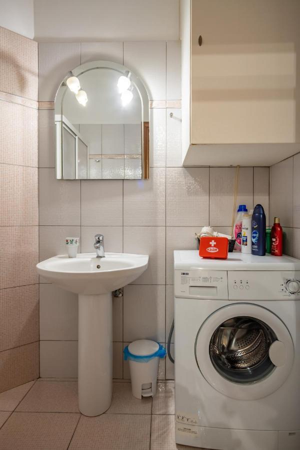 Апартаменты Flat In Excellent Location With Private Parking Афины Экстерьер фото